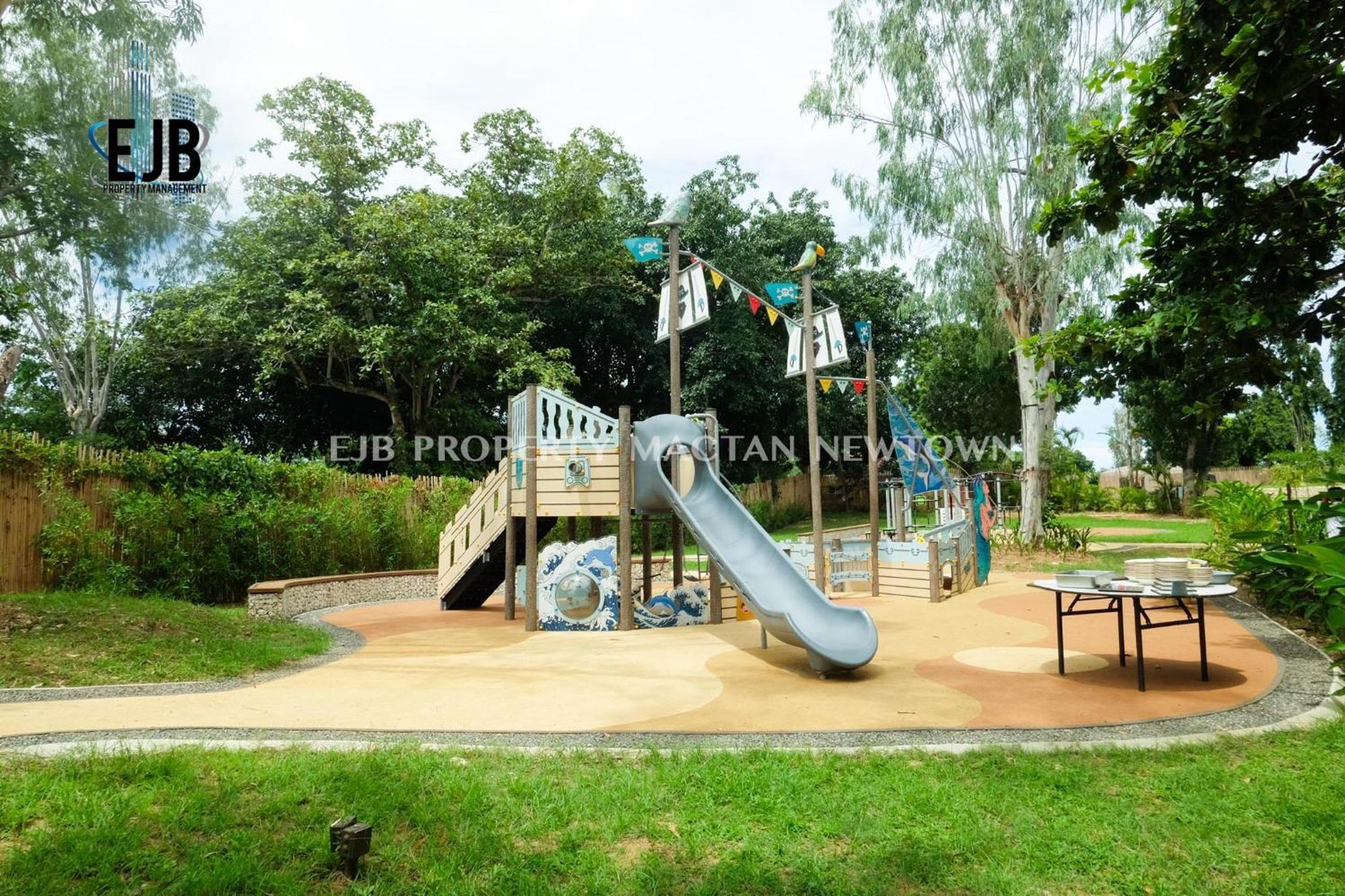 Mactan Newtown Beach Condo Lapu-Lapu City Exteriör bild